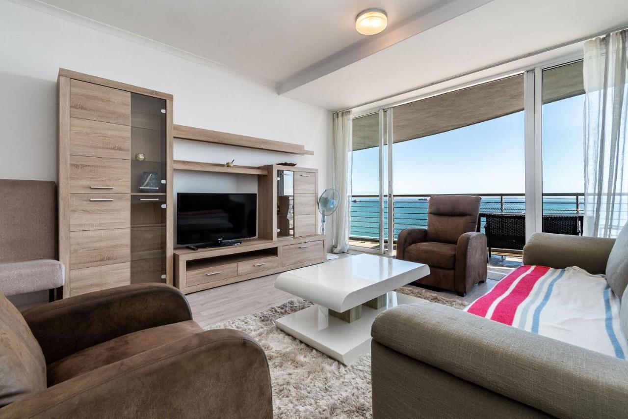 Horizon Bay 1502 Apartment
